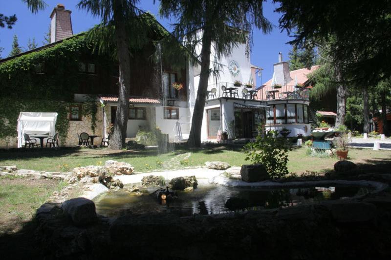 LH Albergo Il Paradiso Pescasseroli Esterno foto