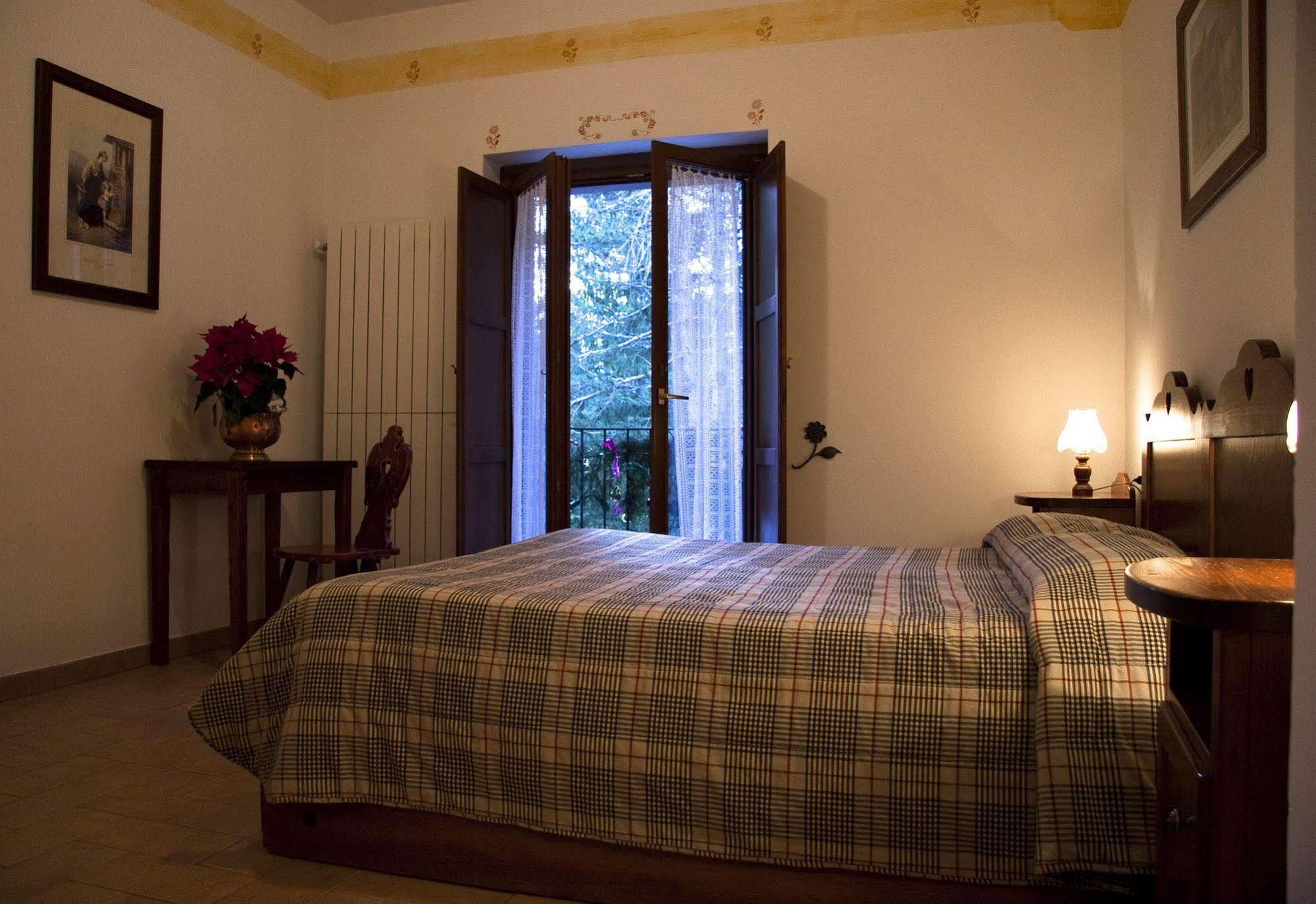 LH Albergo Il Paradiso Pescasseroli Esterno foto