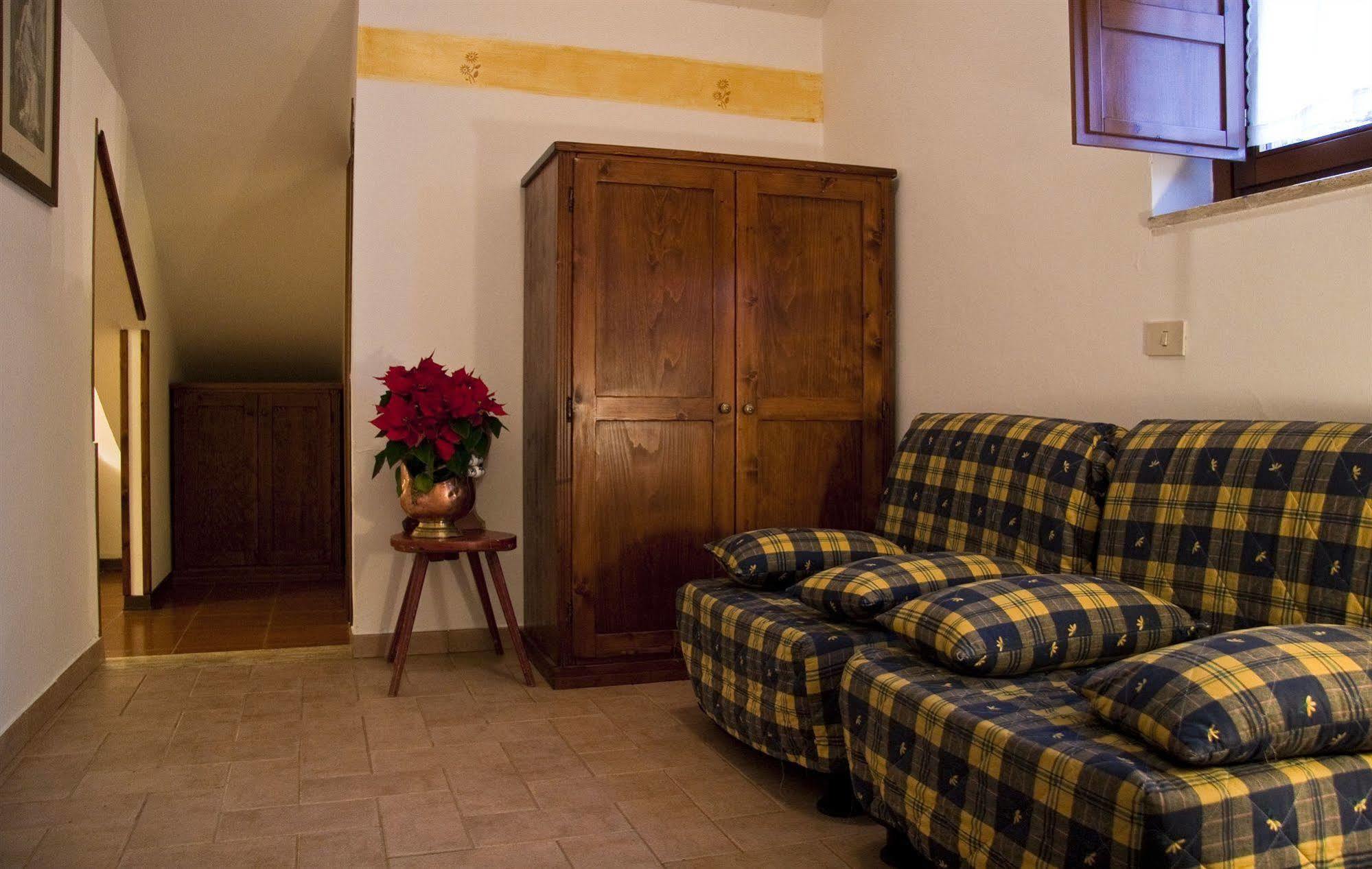 LH Albergo Il Paradiso Pescasseroli Esterno foto